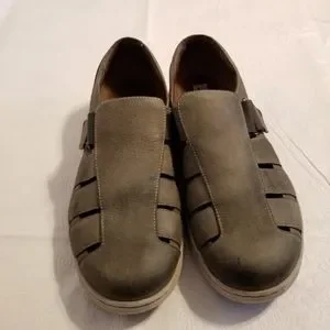 Dansko Vince Fisherman Sandal Shoes Dansko | Shoes | Dansko Vince Fisherman Sandal Shoes | Poshmark main image 3